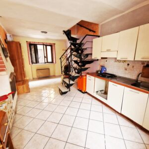 TICINETO Vendesi casa indipendente mq. 52